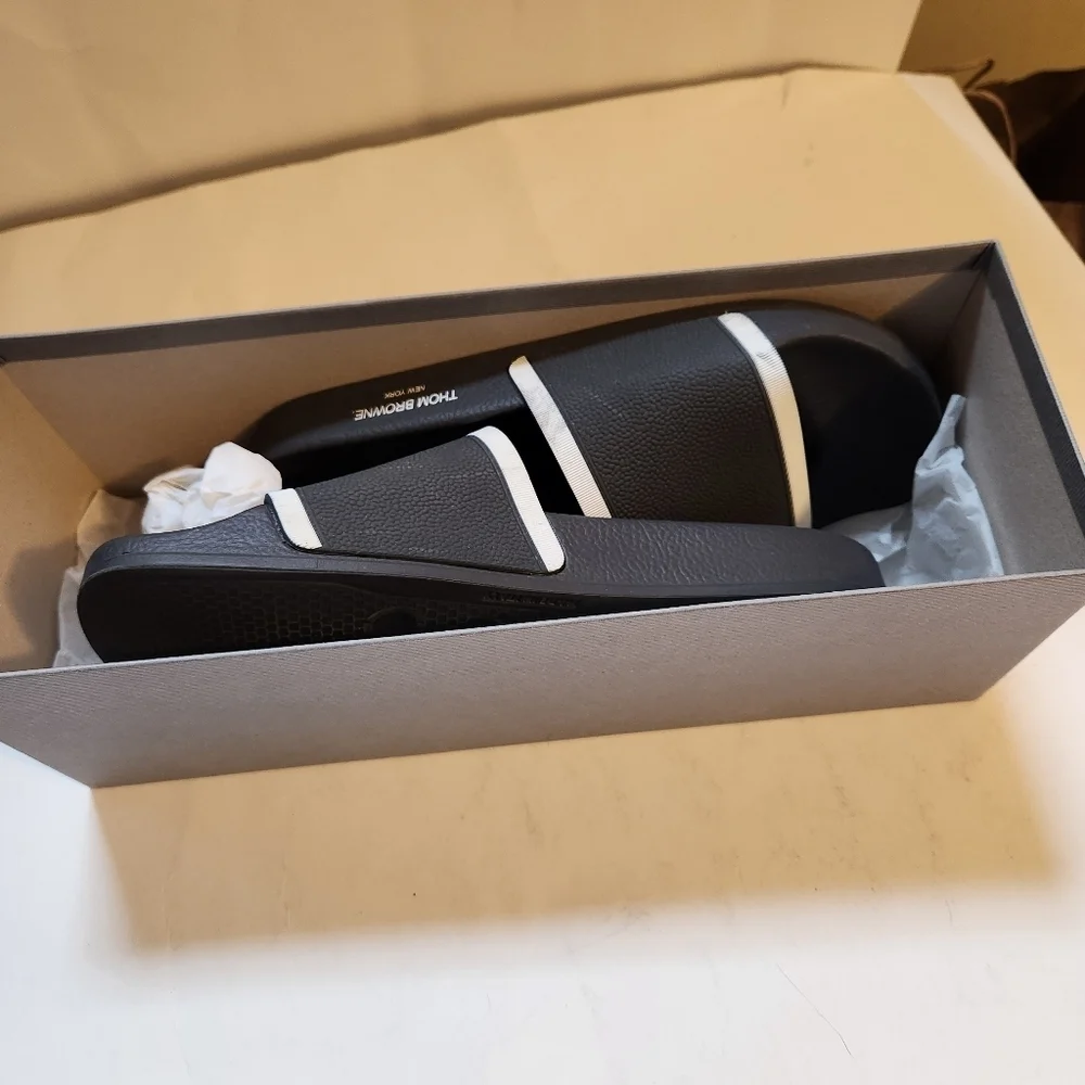 Thom Browne grosgrain loop tab pool slides size 41 BNWB